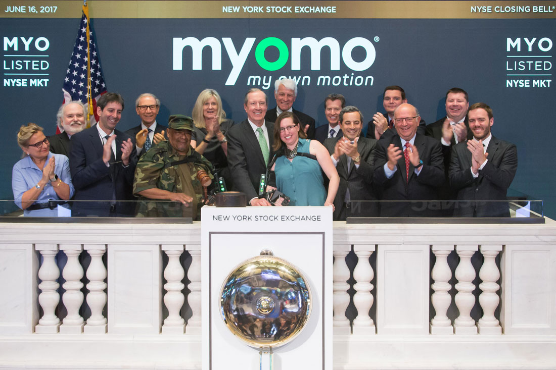 Myomo representatives ringing the closing bell